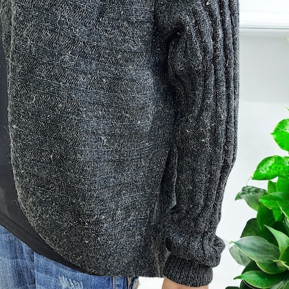 H&M Basic Charcoal Gray Mohair Ribbed Shrug Cardigan - Picture 6 of 15